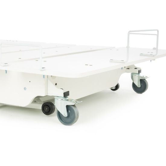 Night Rider HD Bariatric Hospital Bed end of bed showing wheels