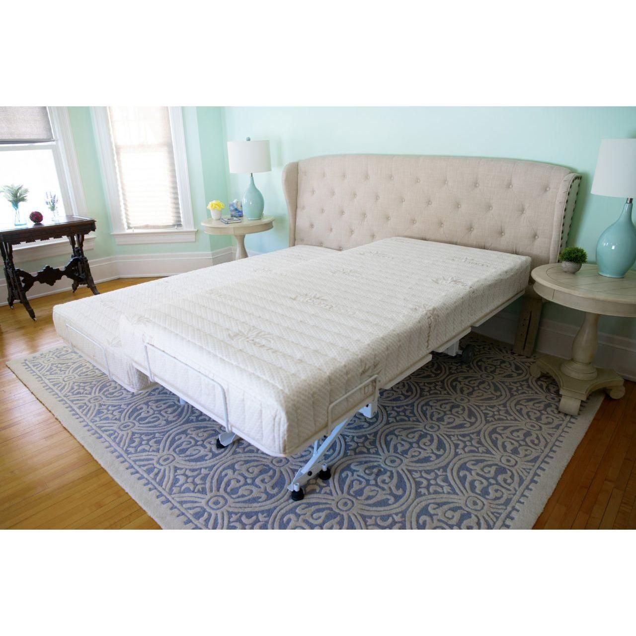 Homecare hospital bed with head and foot adjustment