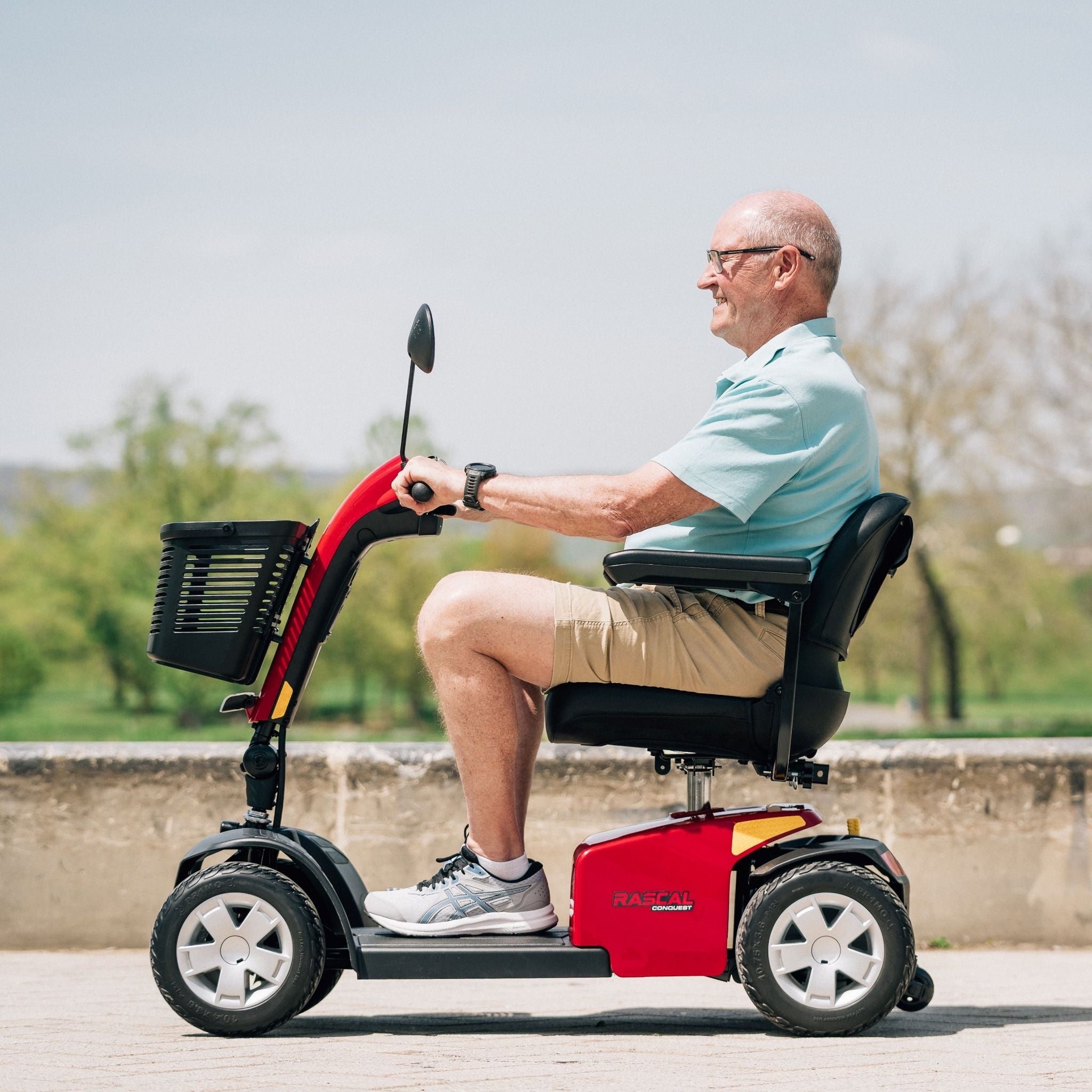 Rascal Conquest 4-Wheel Mobility Scooter – Stable Mid-Size Scooter with 16.9-Mile Range & Adjustable Comfort