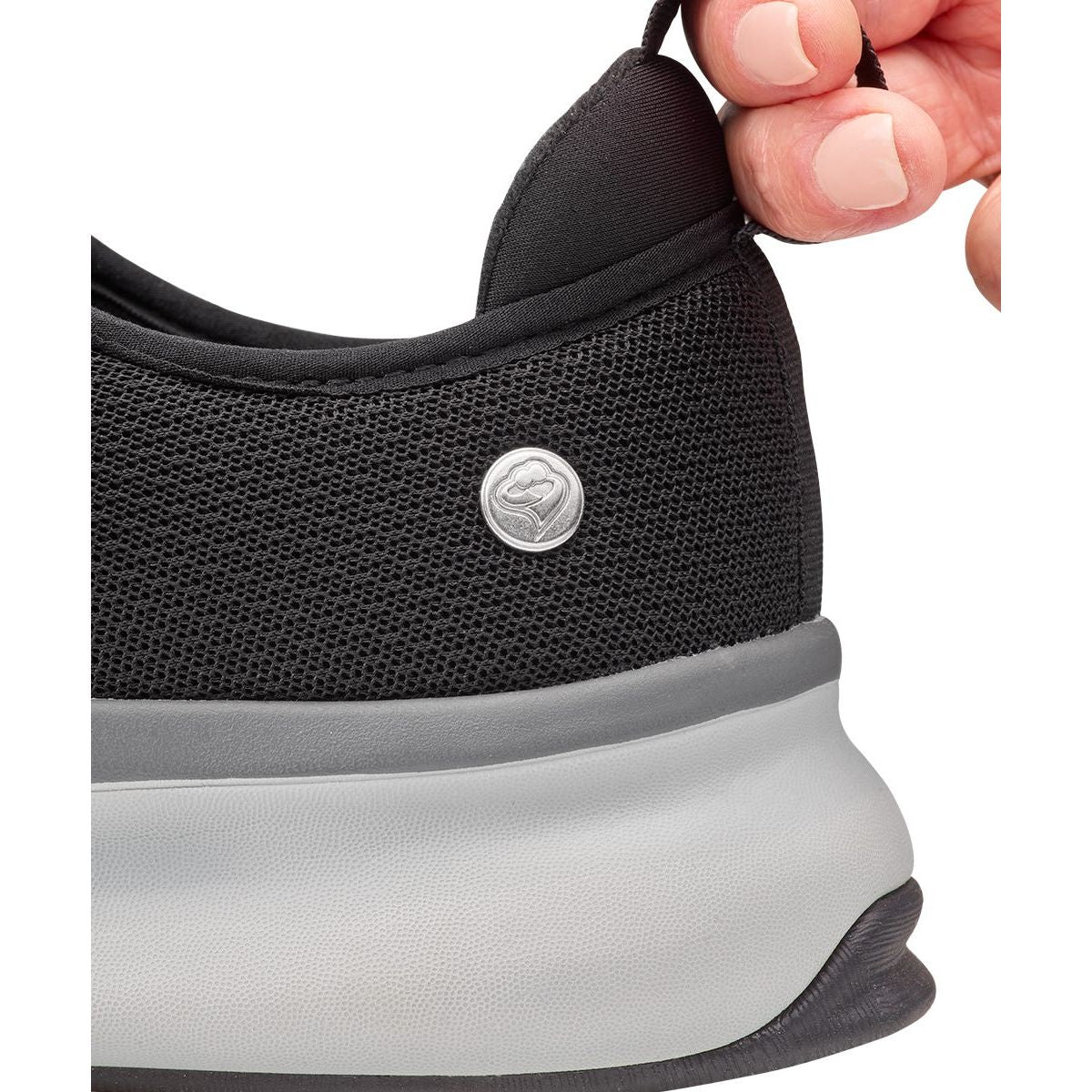 Women’s Comfort Shoes with Easy Closures – Adjustable Fit (Regular to Extra Wide)