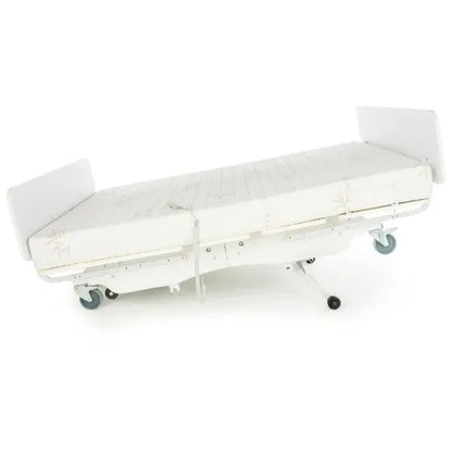 Night Rider HD Bariatric Hospital Bed – 600 lb Capacity Full-Electric Hi-Lo Bed with Multiple Sizes