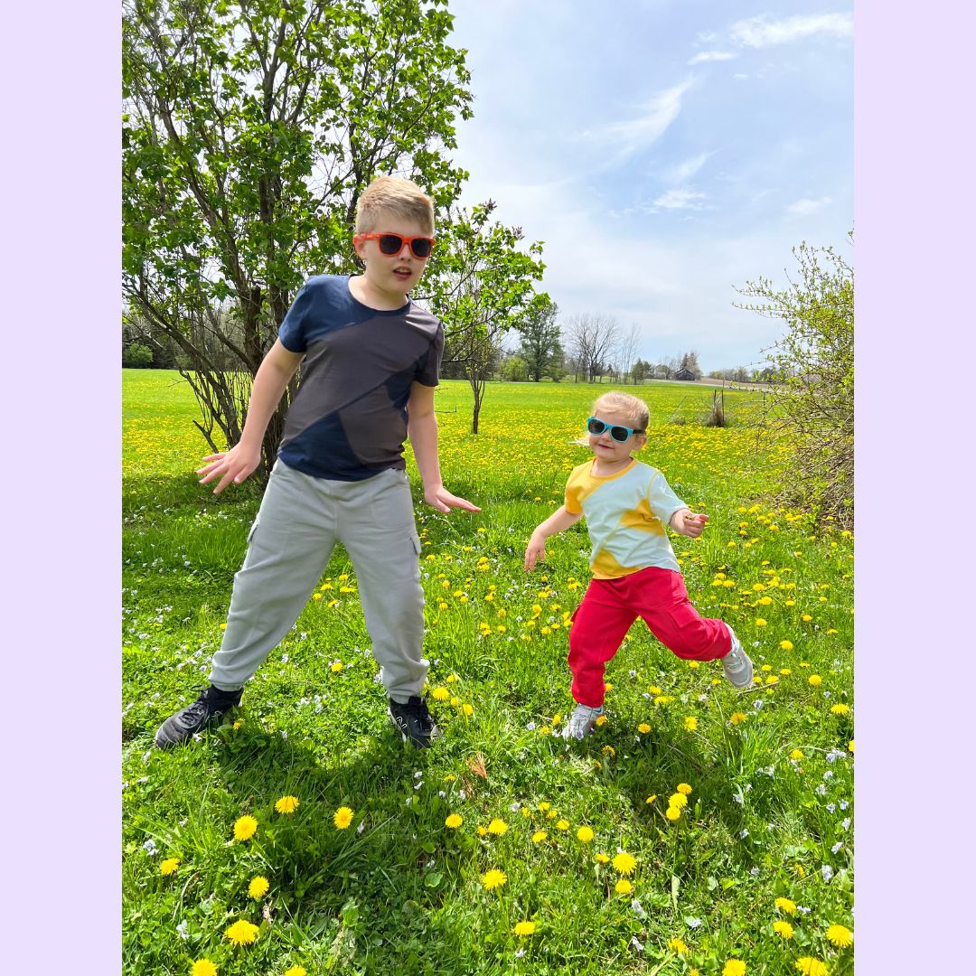 Sensory Friendly Cotton T-Shirt by Sense-ational You – Tagless Seamless Everyday Sensory Tee for Kids