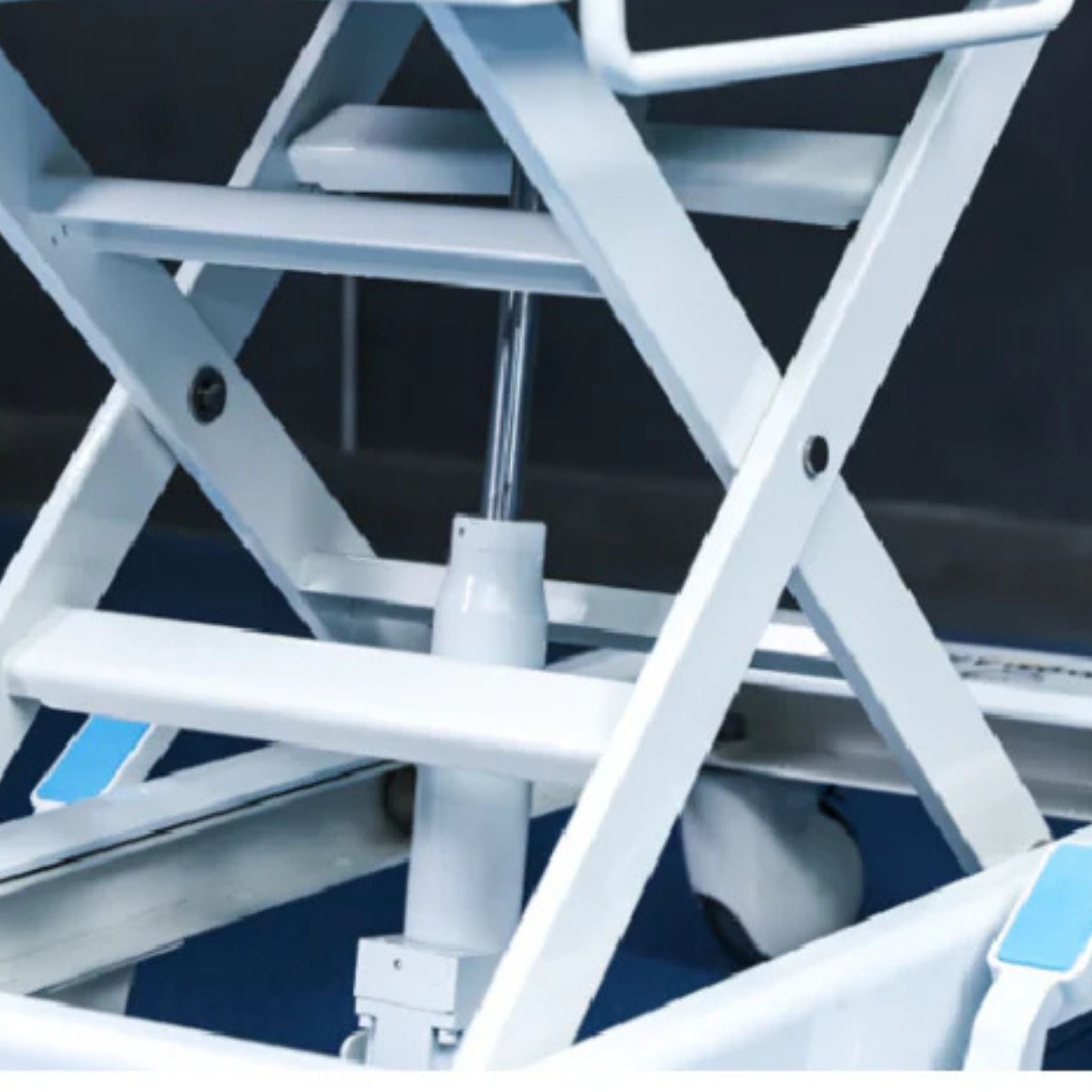 Hydraulic lift mechanism on Morgan AH Medical bathing trolley for smooth height adjustment