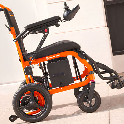 Close-up of the OAS Air Ultra rear tire traction and anti-tip casters that help it climb slopes up to 15 degrees