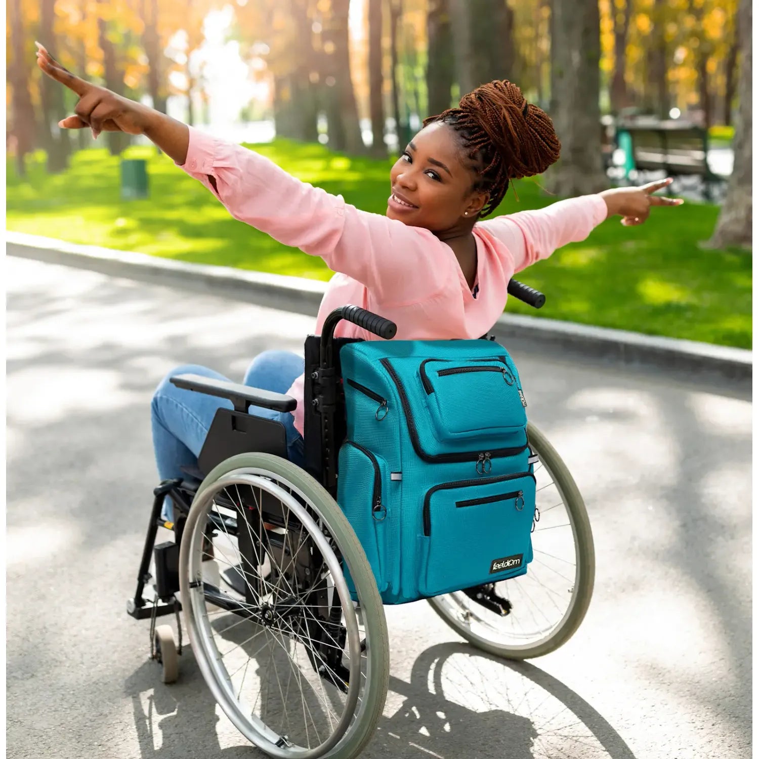 STAR / FT - Feeding Tube-Compatible Deluxe Wheelchair Bag