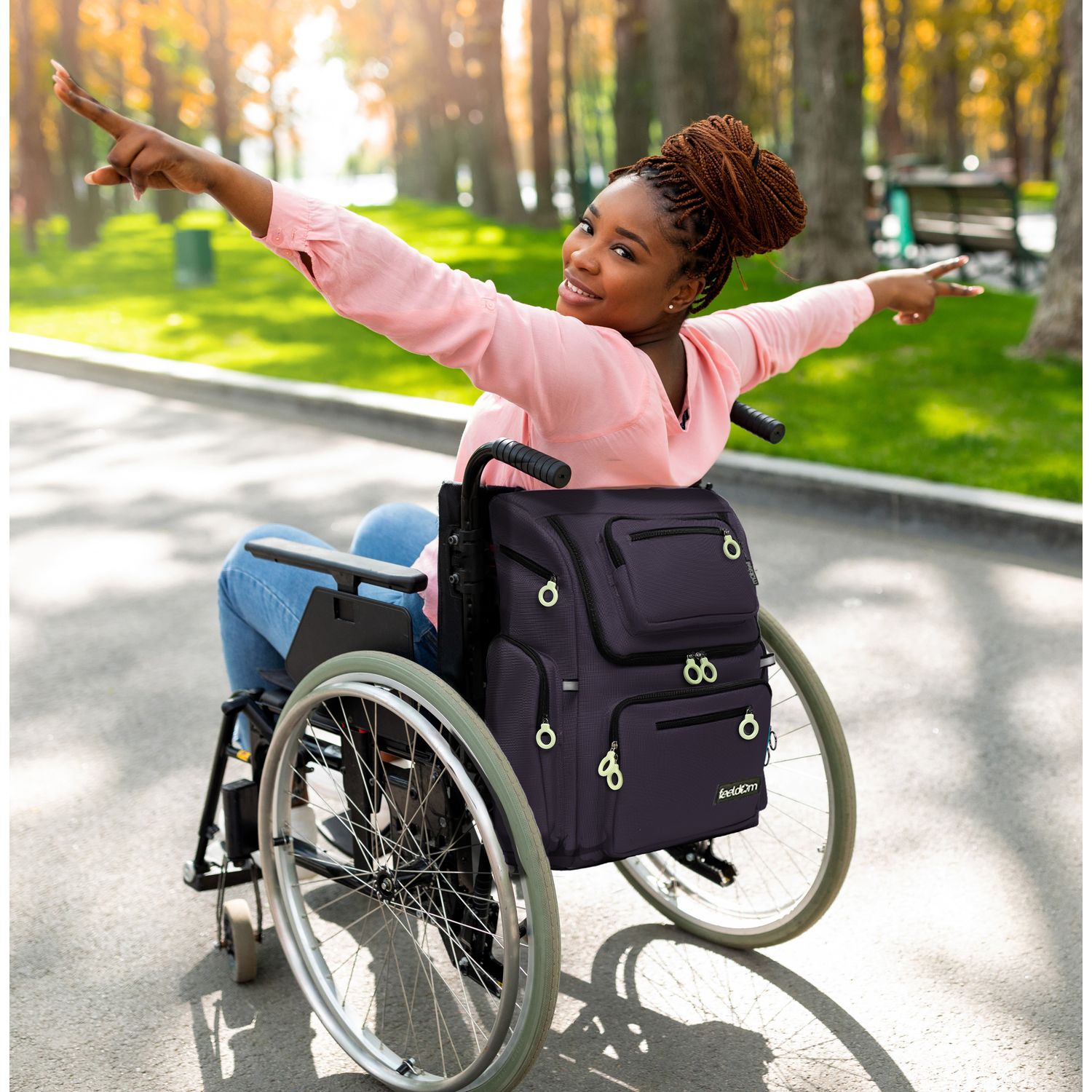 STAR / FT - Feeding Tube-Compatible Deluxe Wheelchair Bag