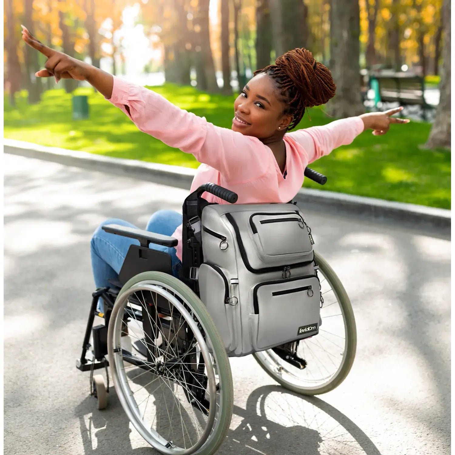STAR / FT - Feeding Tube-Compatible Deluxe Wheelchair Bag
