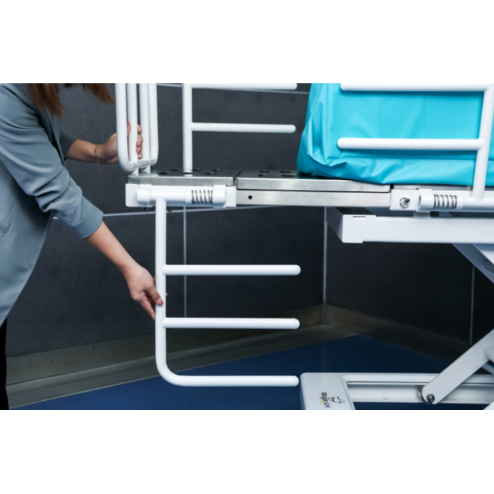Rolling Expandable Bathtub
