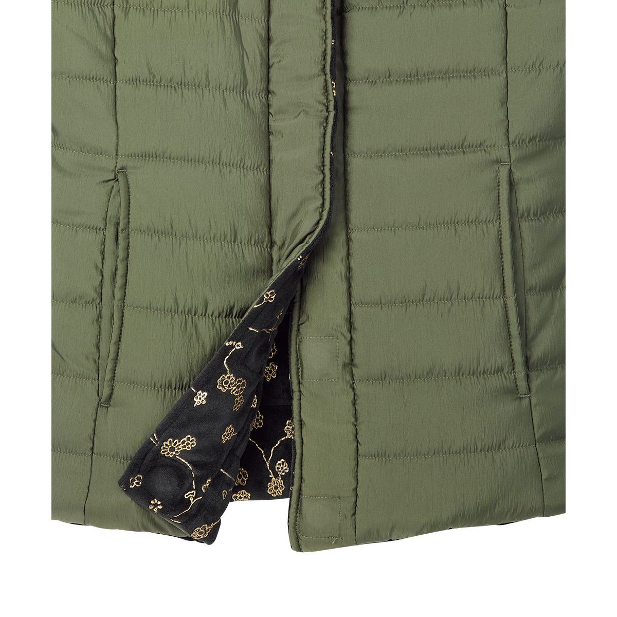 Women's Reversible Magnetic Snap Front Puffer Vest